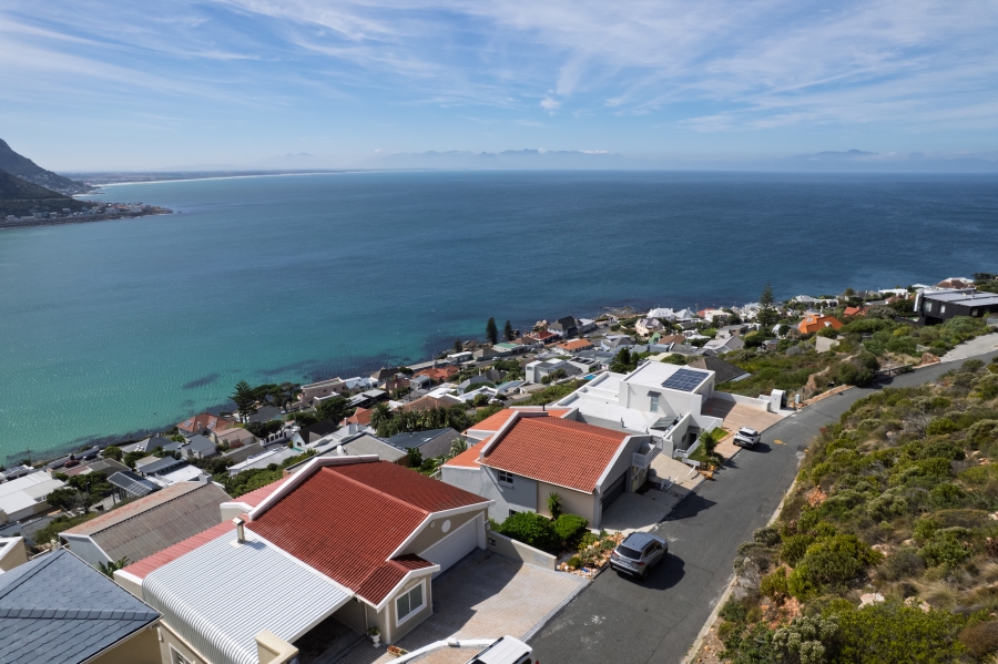 4 Bedroom Property for Sale in Fish Hoek Western Cape